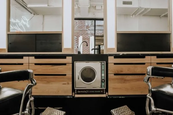 Commodore Barbershop