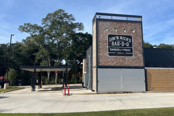 Jim ‘N Nick’s - Drive Through