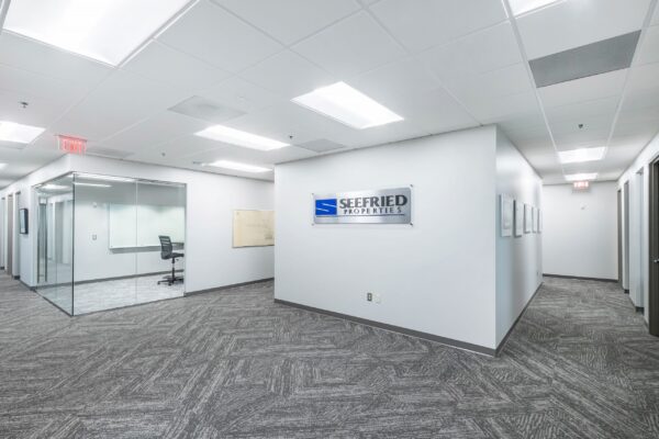 Seefried Industrial Properties - Office