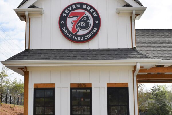7 Brew Milton - Exterior