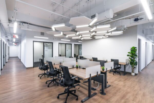 Venture X Cumberland Open Workstations